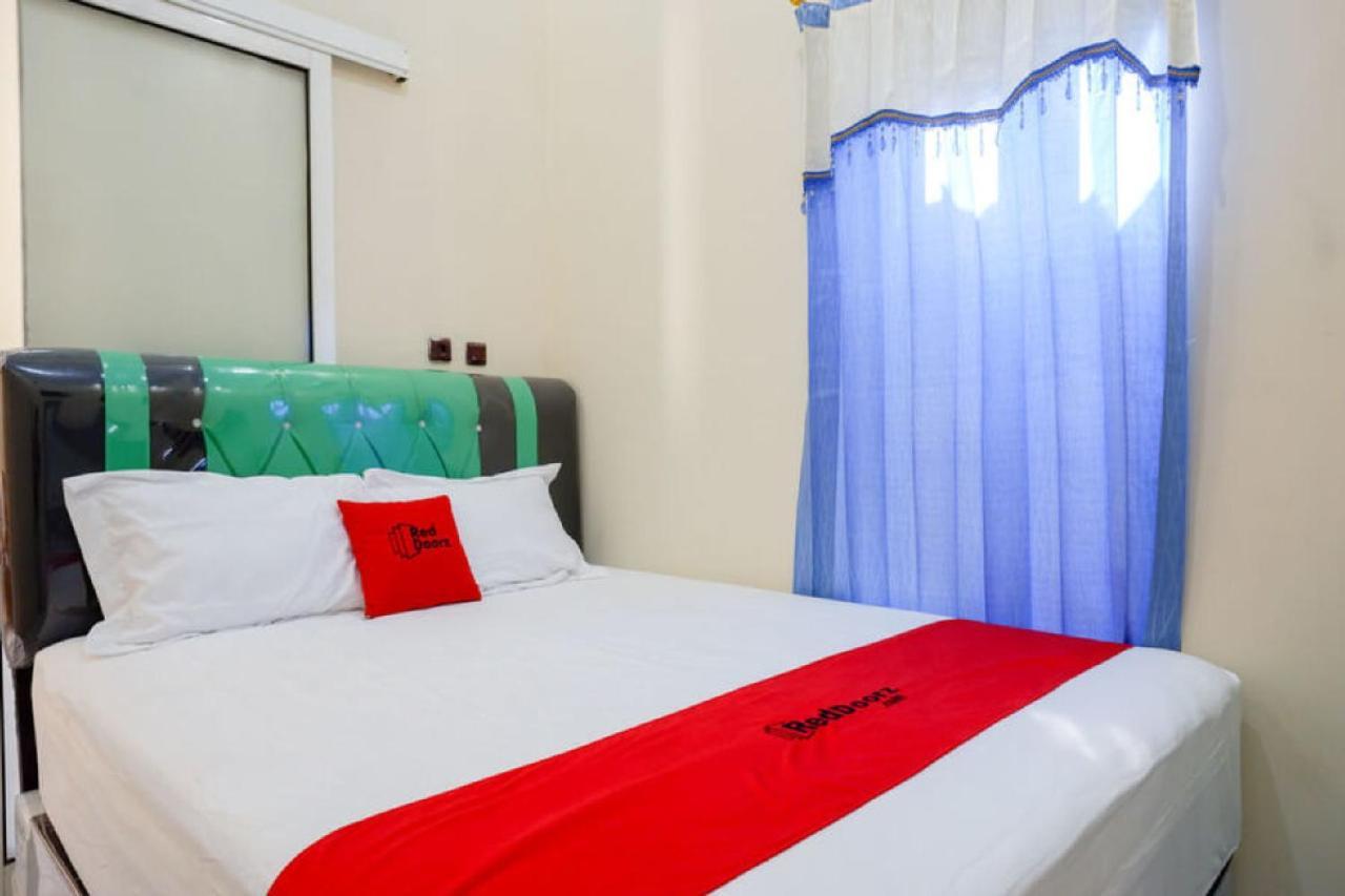 Готель Reddoorz @ Jalan Raya Kaliwungu Selatan Kendal Екстер'єр фото