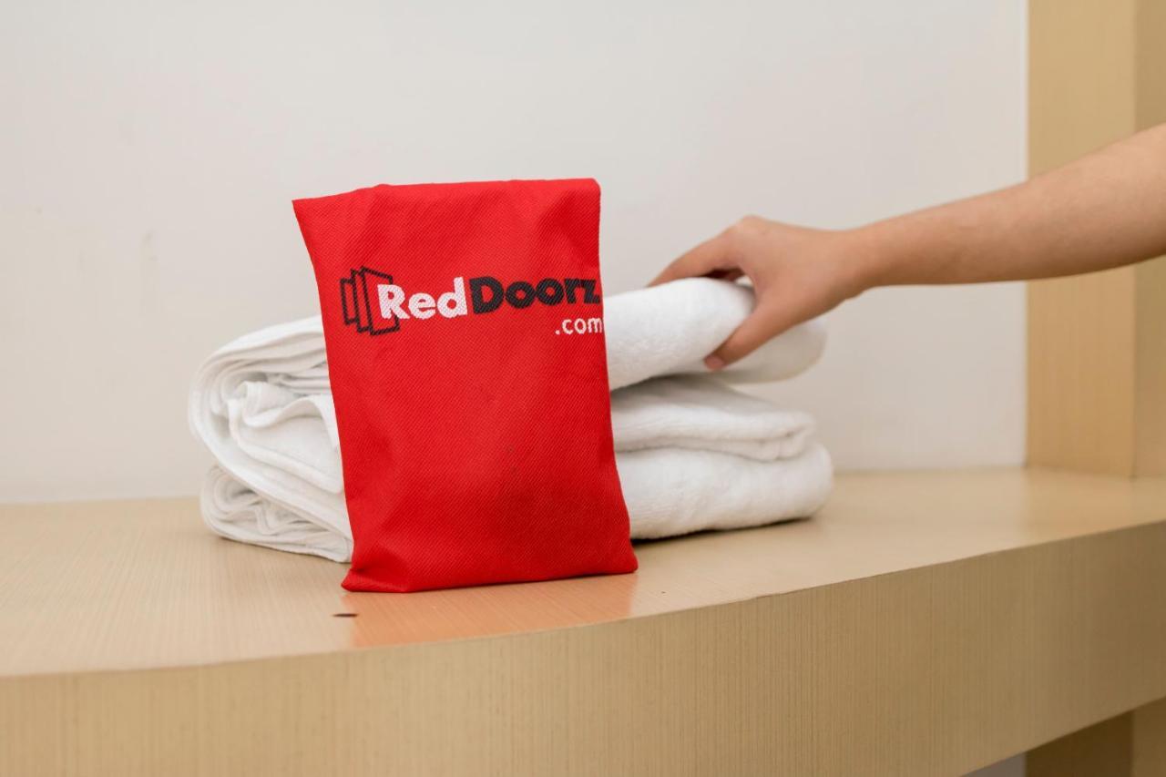 Готель Reddoorz @ Jalan Raya Kaliwungu Selatan Kendal Екстер'єр фото